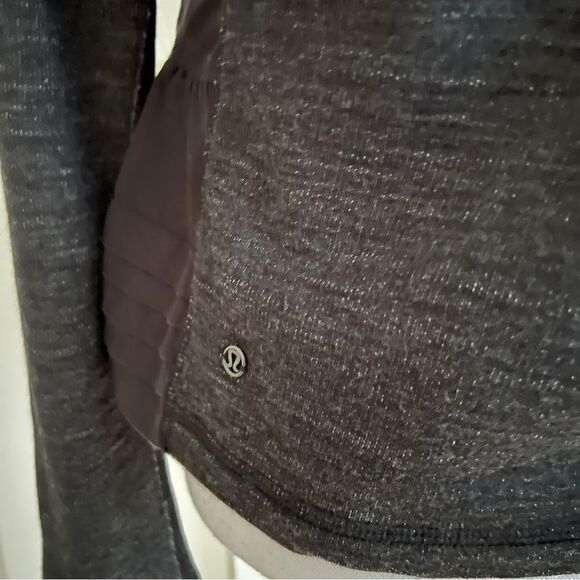 Lululemon Black Gray Sattva Pullover Sweater Merino Wool Blend Top EUC - Picture 8 of 9